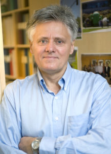 Sverker Alänge är docent vid institutionen för teknikens ekonomi och organisation vid Chalmers tekniska högskola, där han tillhör avdelningen STS (Science, Technology & Society).